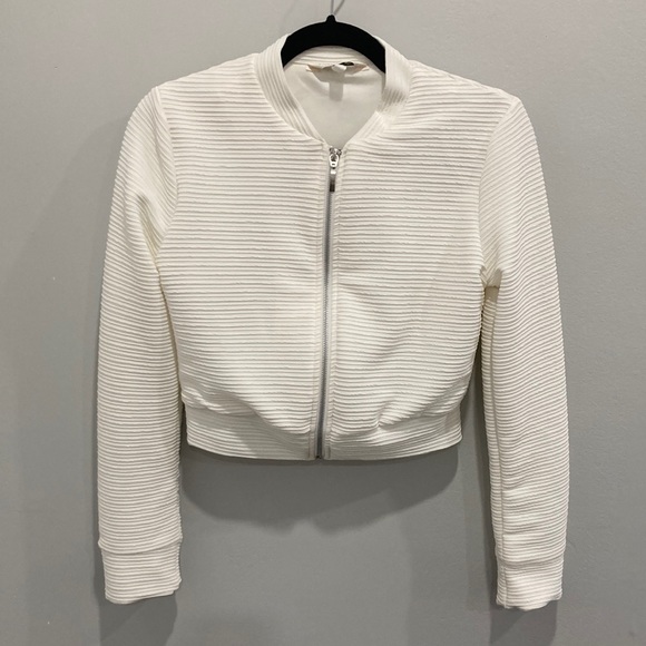 Cropped Bomber White Jacket - Picture 1 of 11